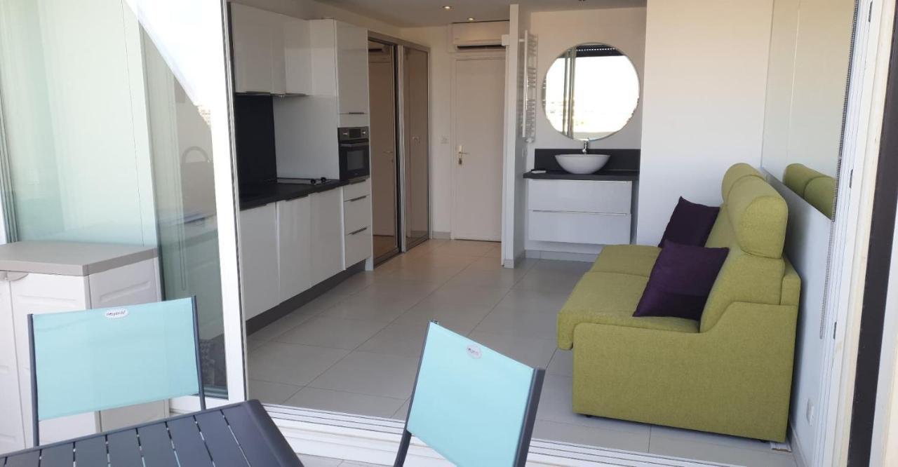 Studio Village Naturiste O Plaisir แอกด์ ภายนอก รูปภาพ